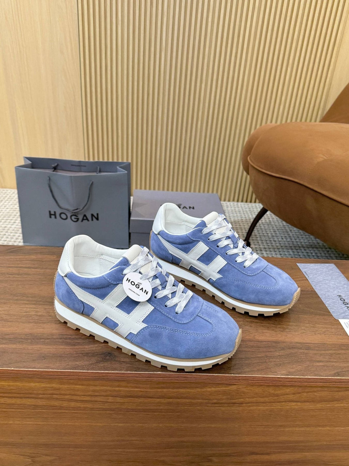 Hogan Leather Low-Top Sneakers — front