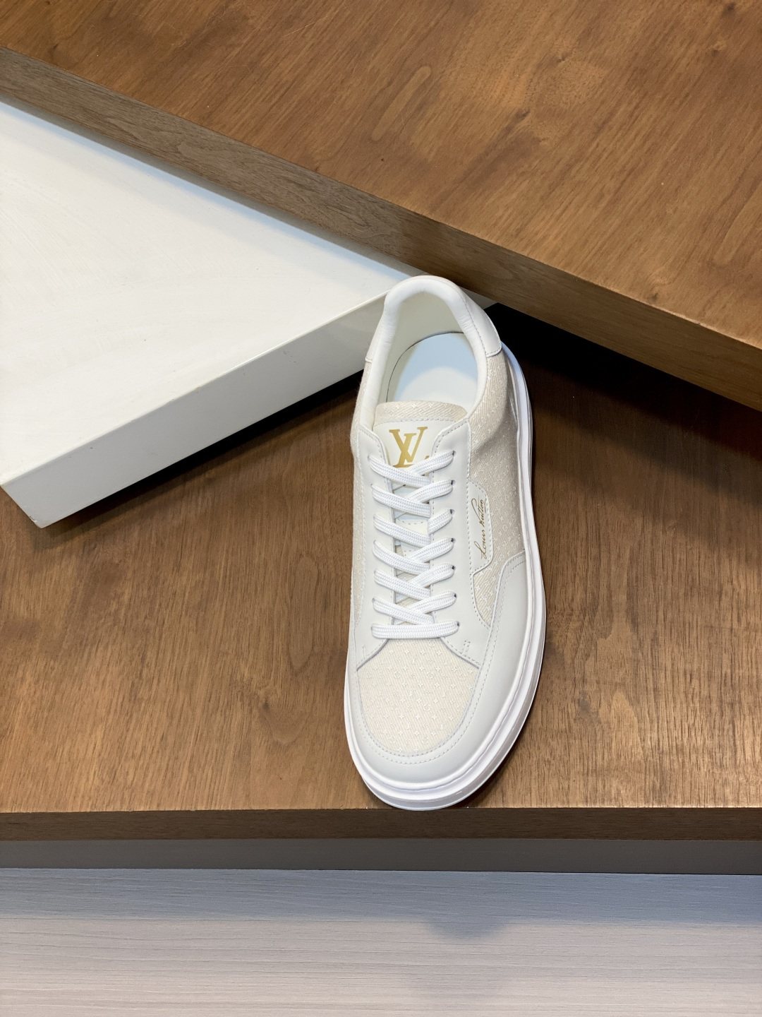 Louis Vuitton Textured Low-Top Sneakers — detail