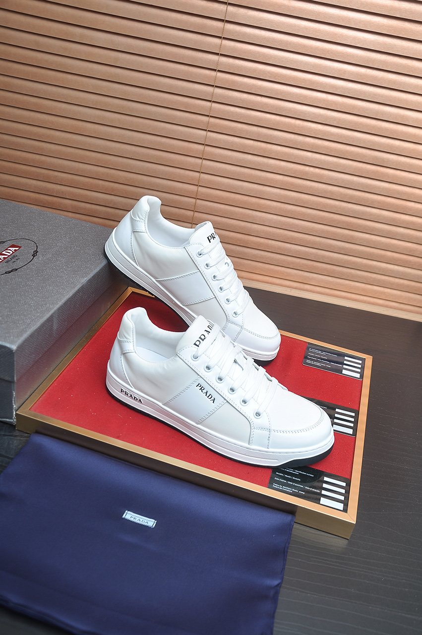 Prada Contrast Lace Low-Top Sneakers — side