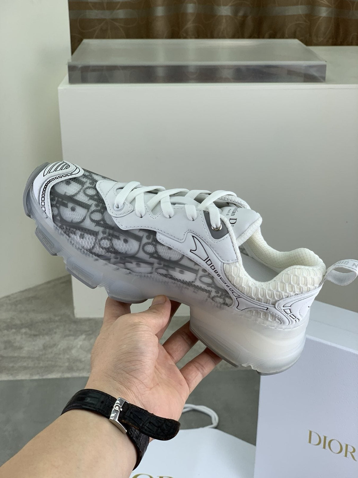 Dior Navy Patterned Low-Top Sneakers — model