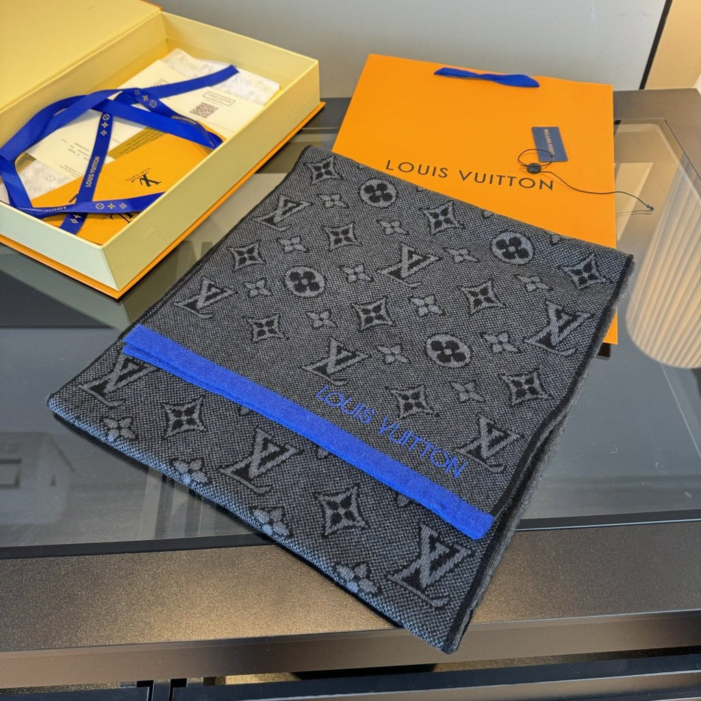 Louis Vuitton Gray Trim Knit Scarf — side