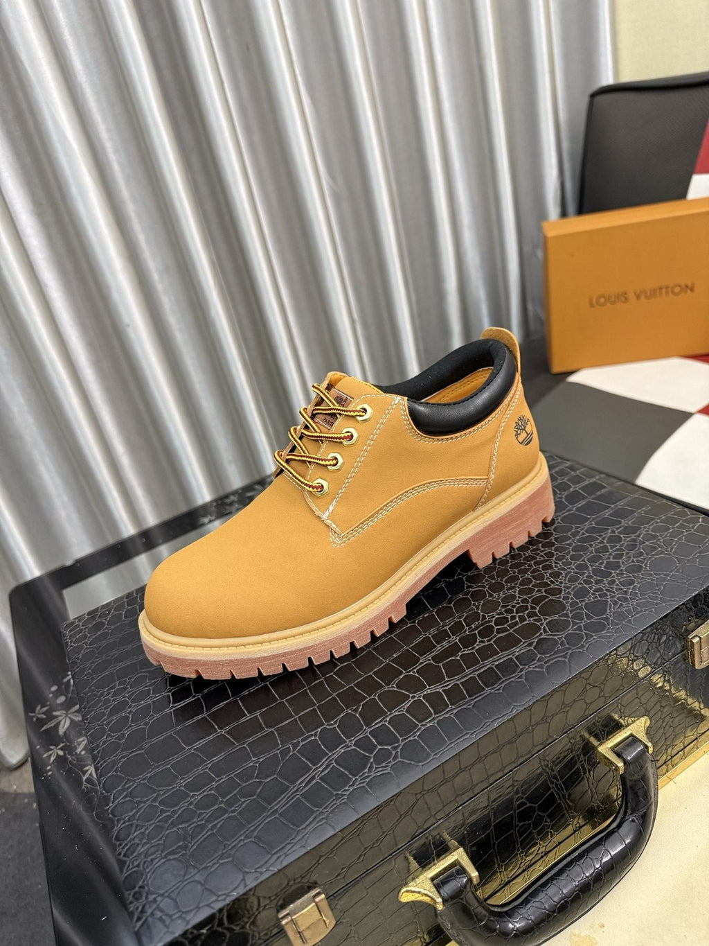 Timberland Lug Sole Lace-Up Shoes — front