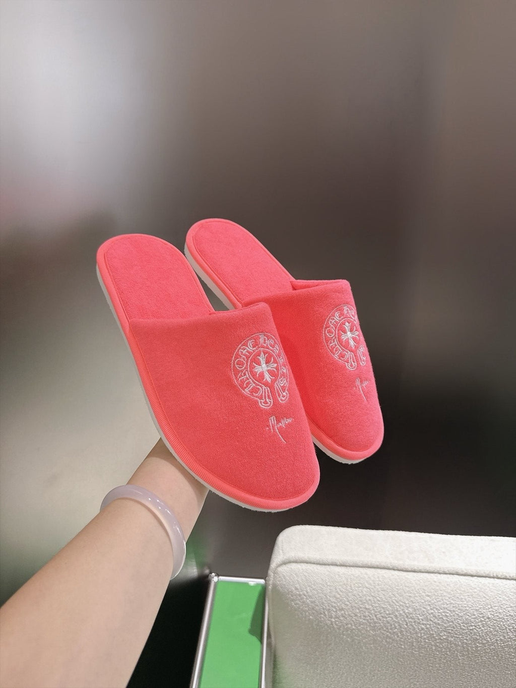 Comehearts Embroidered Open-Back Slippers — model