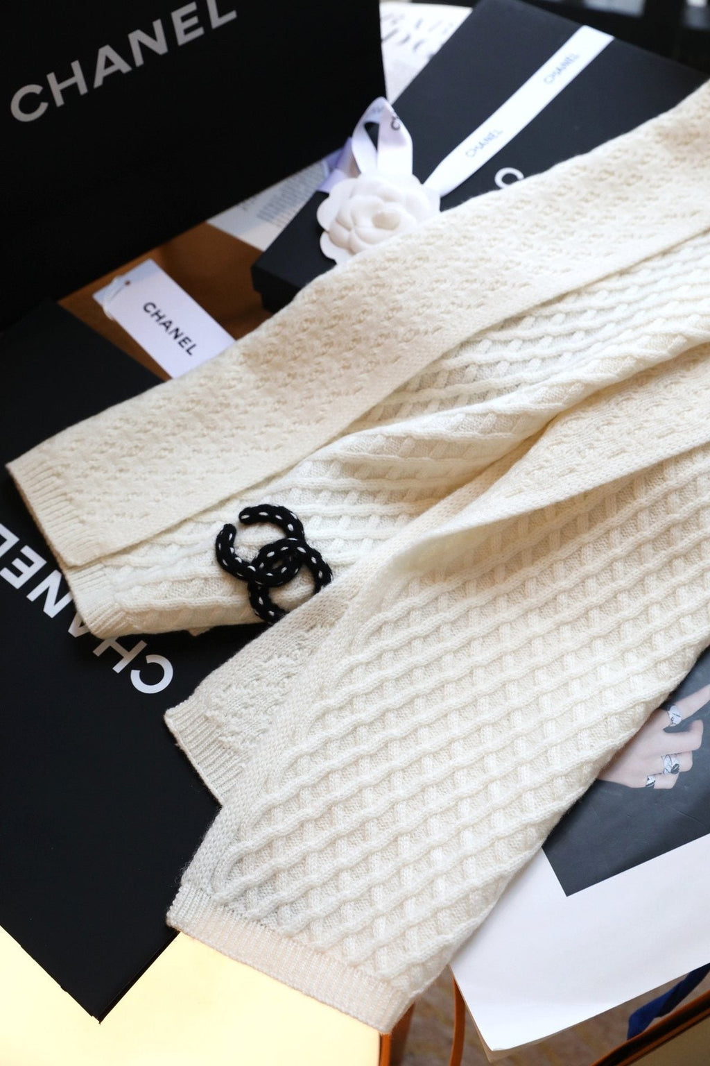 Chanel Diamond Knit Scarf — side