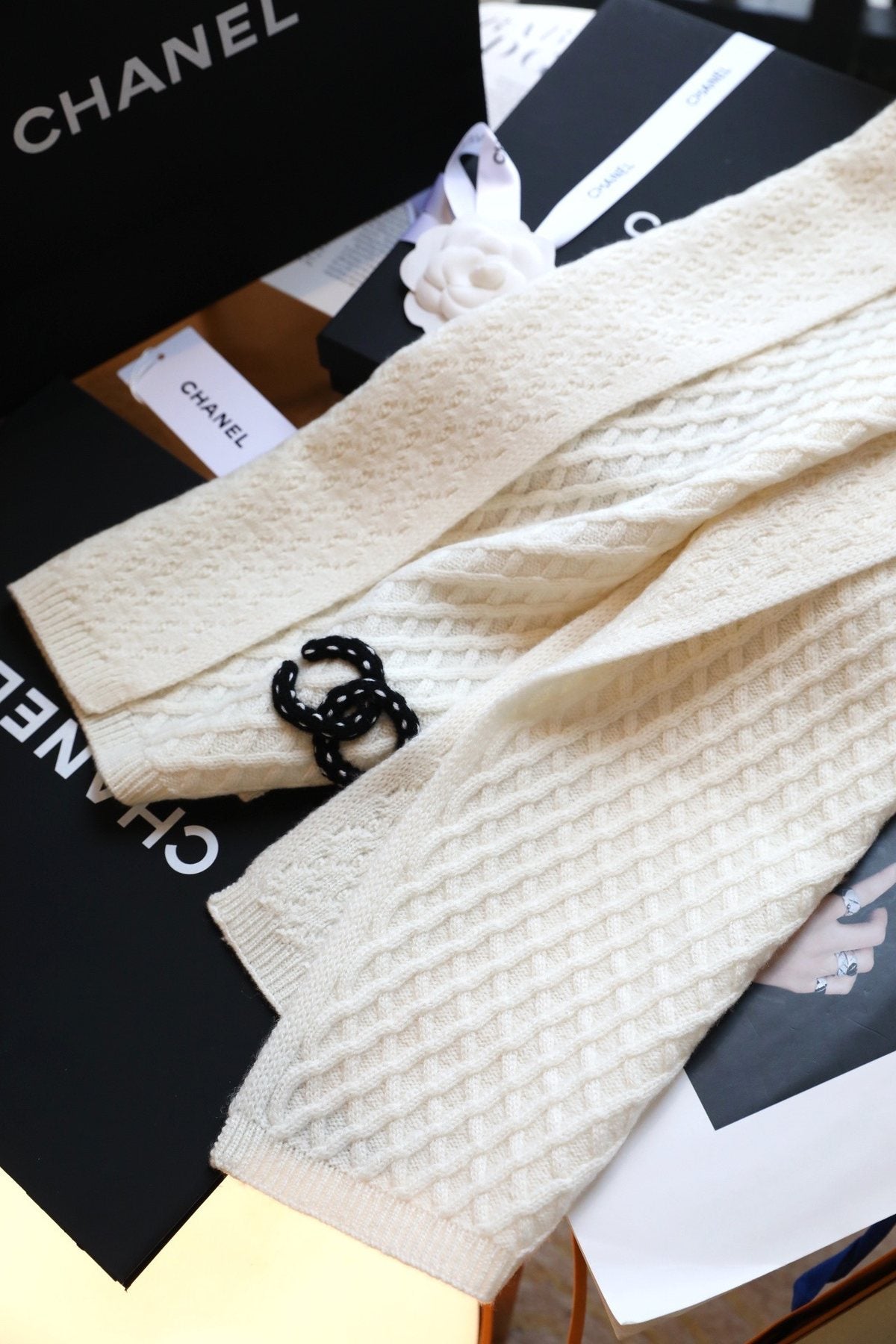 Chanel Diamond Knit Scarf — side