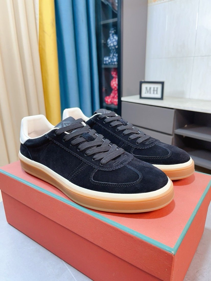 Loro Piana Contrast-Heel Lace-Up Sneakers — front
