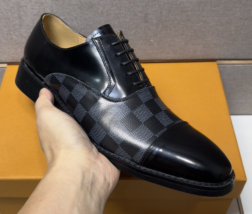 Louis Vuitton Check-Panel Lace-Up Dress Shoes — front