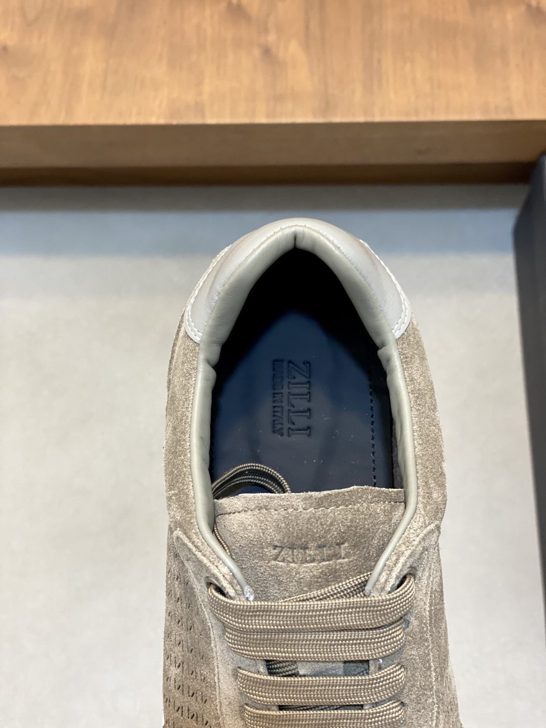 Zilli Stitched Low-Top Sneakers — detail