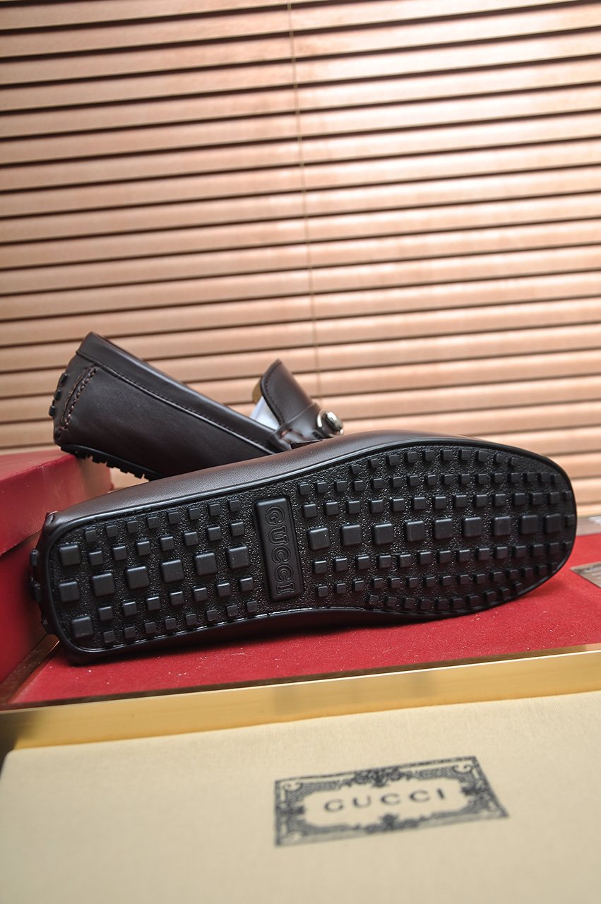 Gucci Horsebit Loafers — side