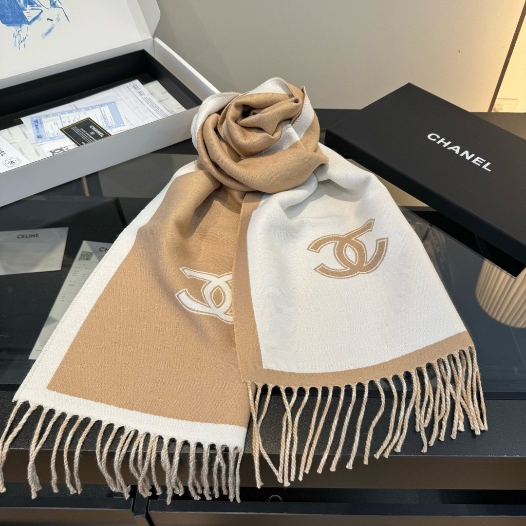 Chanel Contrast Panel Fringed Scarf — side