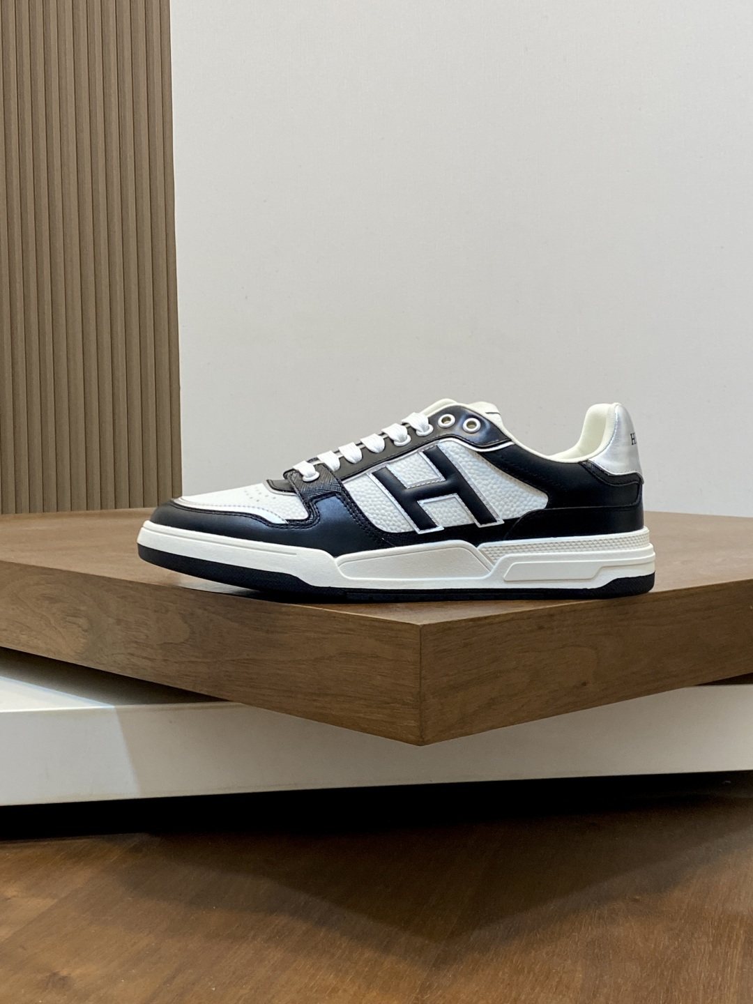 Hermès H-Panel Low-Top Sneakers — side