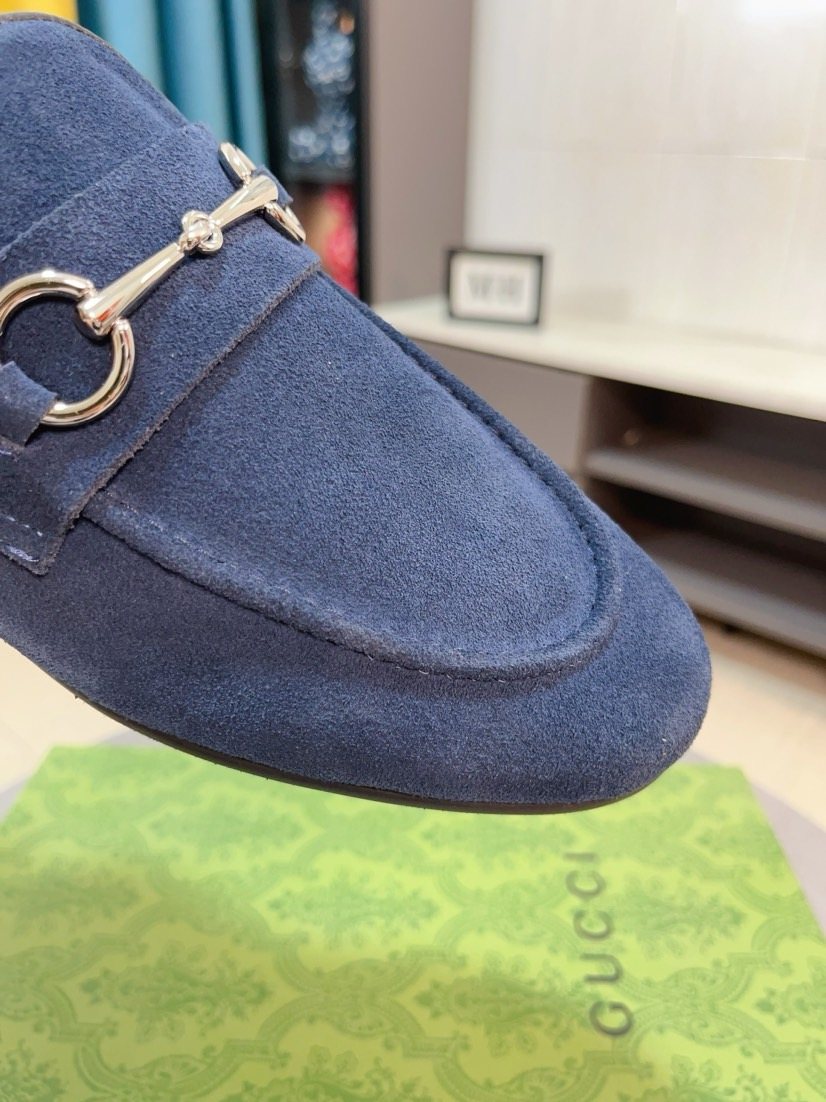 Gucci Horsebit Loafers — detail
