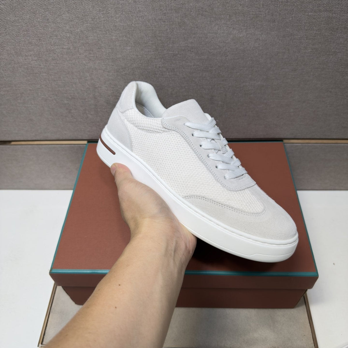 Men's Paneled Low-Top Sneakers — model