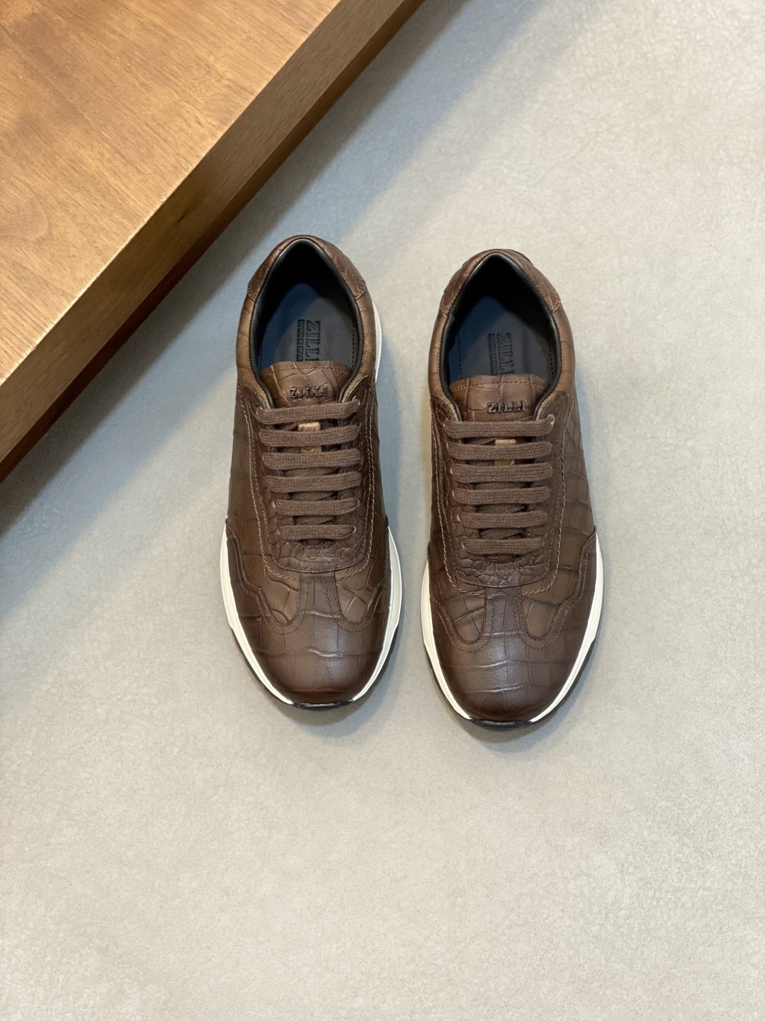 ZILLI Stitched Leather Sneakers — front
