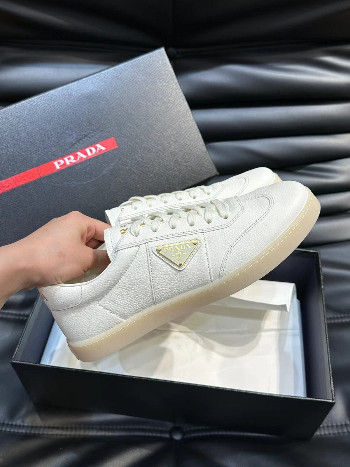 Prada Contrast-Accent Low-Top Sneakers — detail