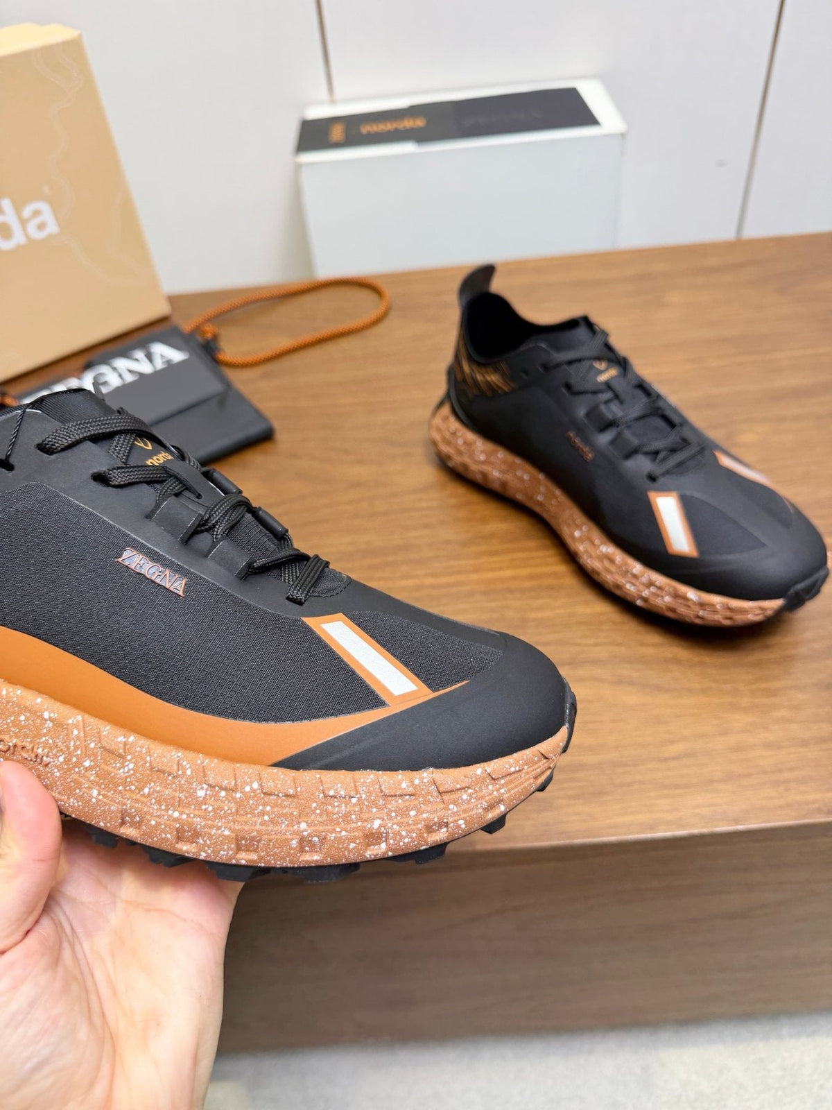 Black Contrast Lace-Up Athletic Shoes — detail
