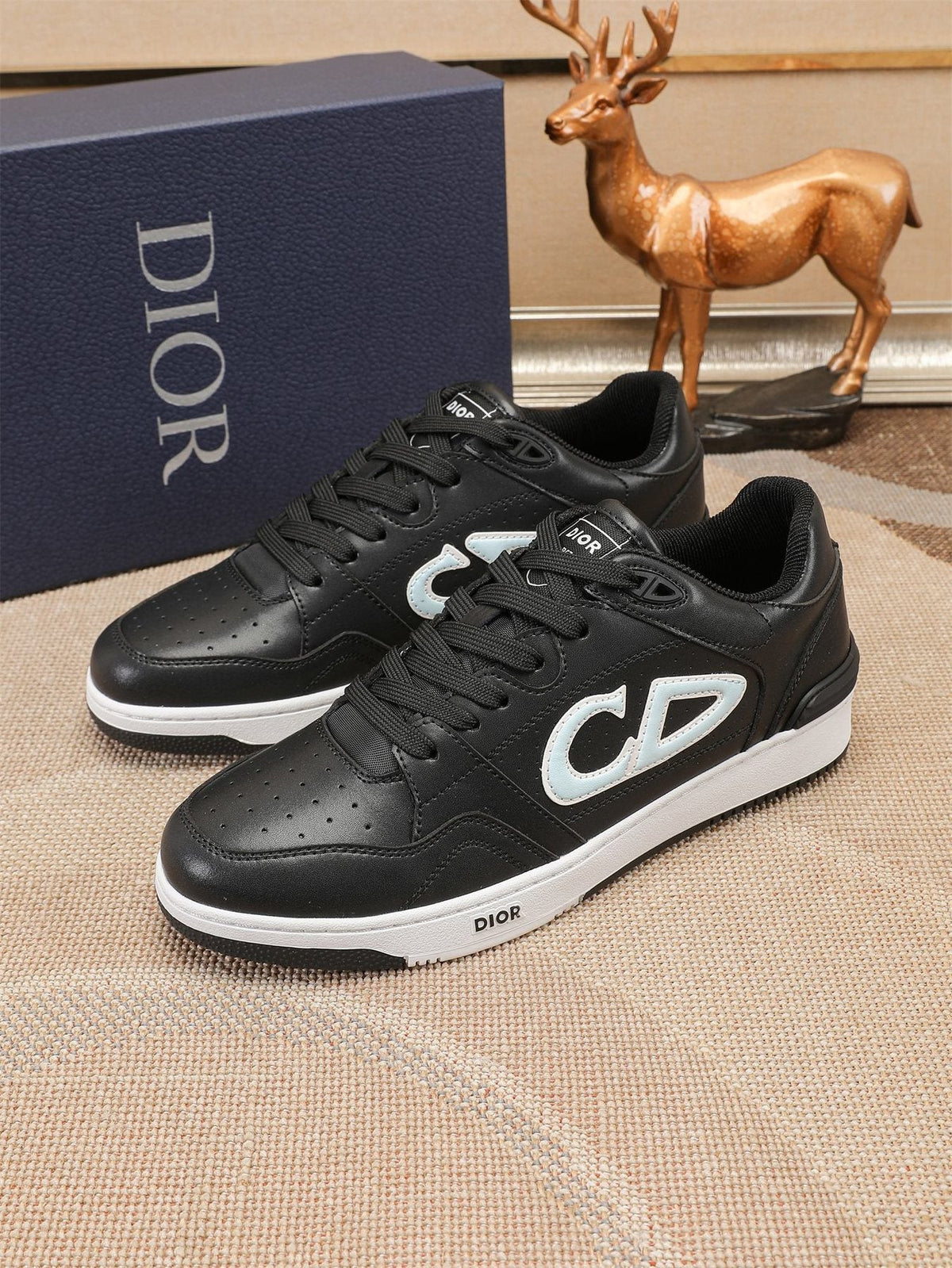 Dior B57 Low-Top Sneakers — front