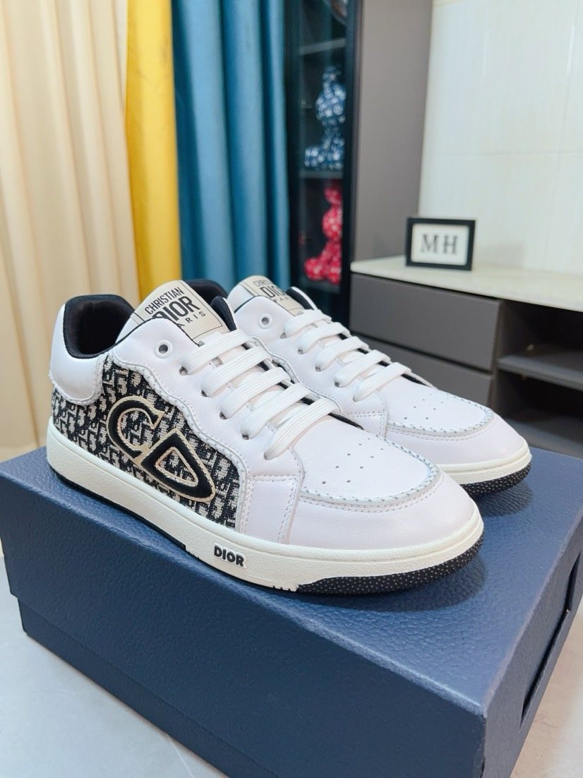Dior Men's Patterned Panel Low-Top Sneakers — front