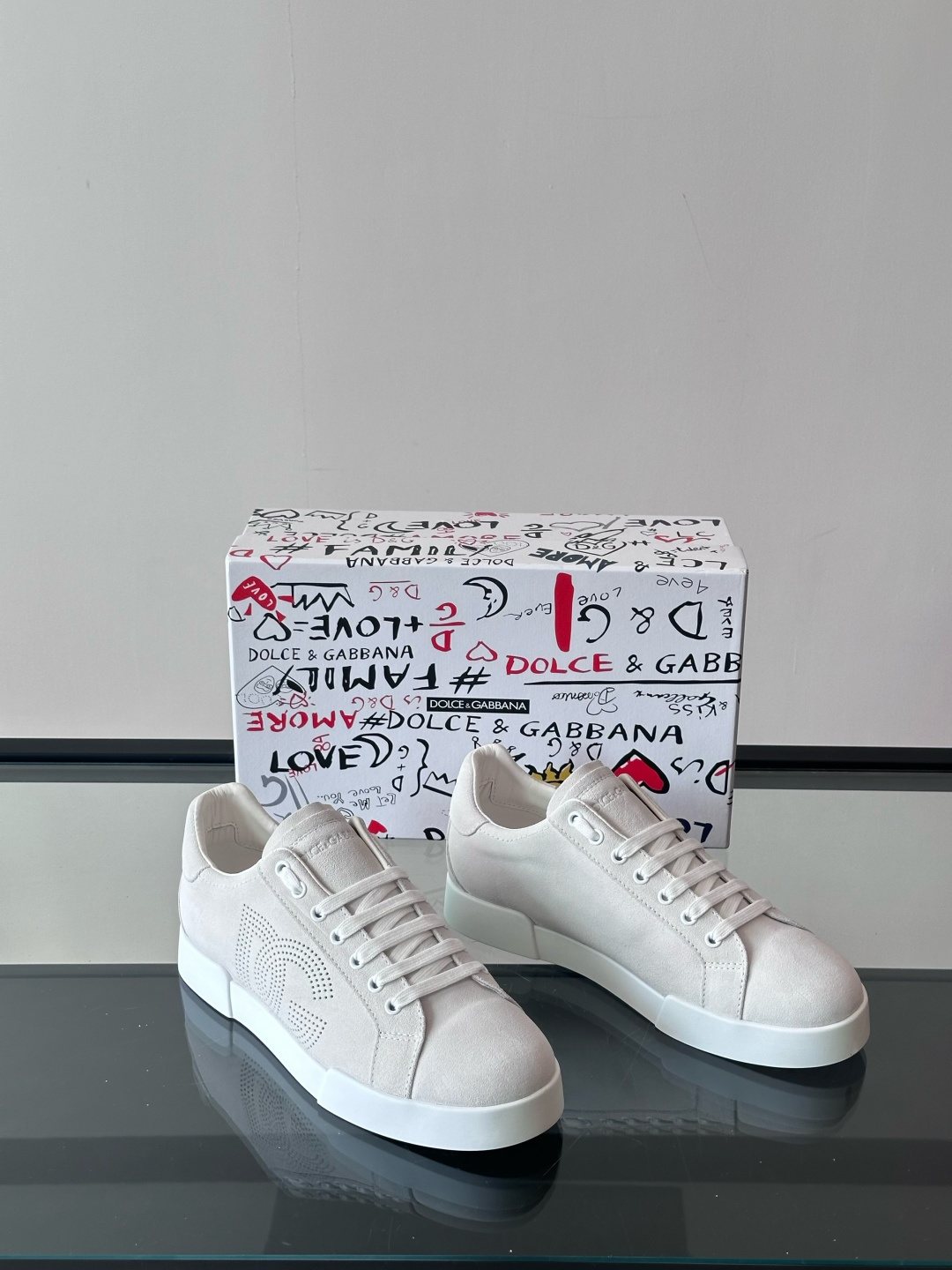 Dolce & Gabbana Lace-Up Low-Top Sneakers — front