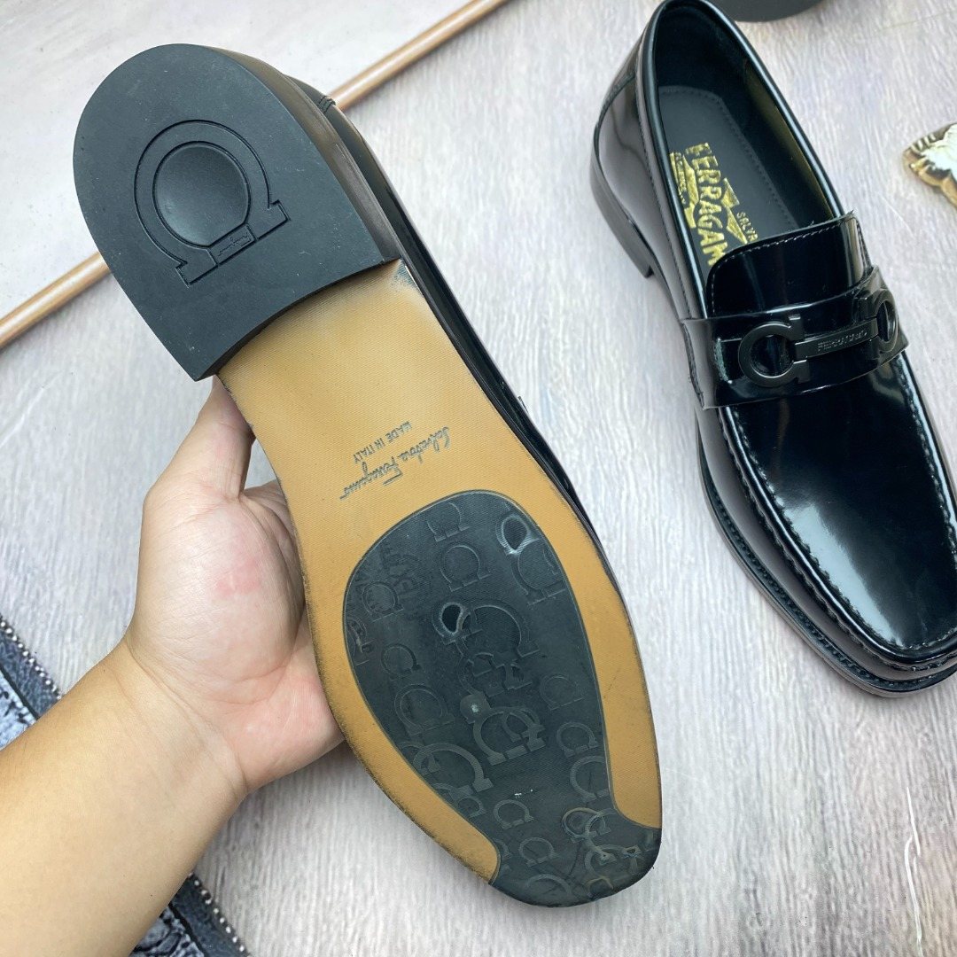Ferragamo Black Metal-Accent Slip-On Loafers — back