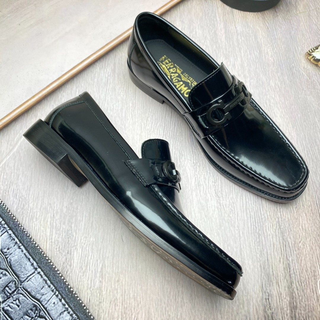 Ferragamo Black Metal-Accent Slip-On Loafers — side