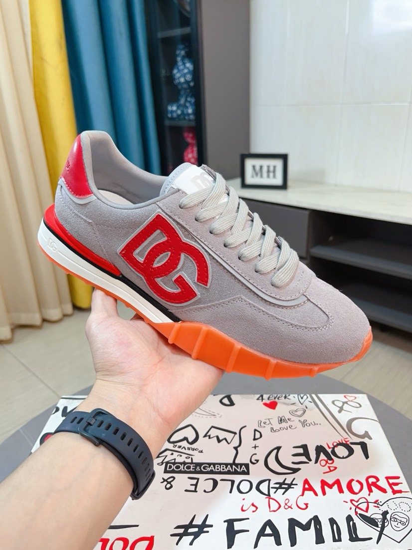 微商相册测试鞋子-Dolce & Gabbana Logo Low-Top Sneakers — front