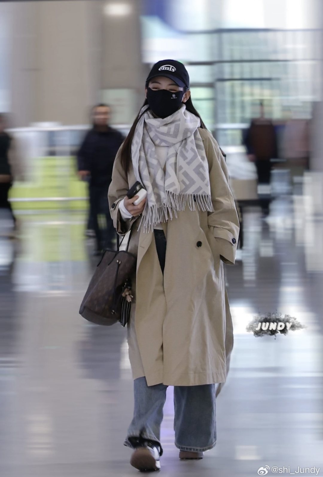 Fendi Geometric Fringed Scarf — front
