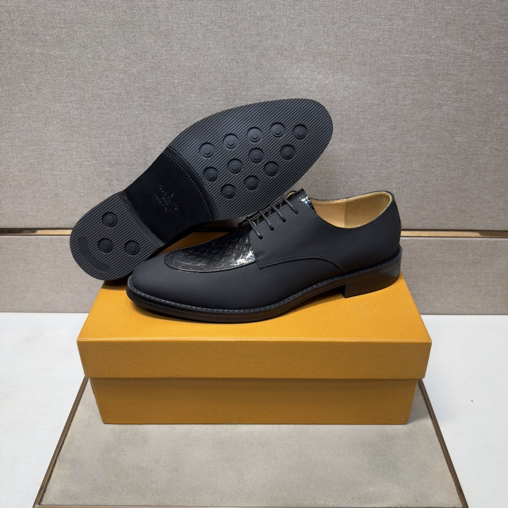 Louis Vuitton Textured Vamp Lace-Up Dress Shoes — back