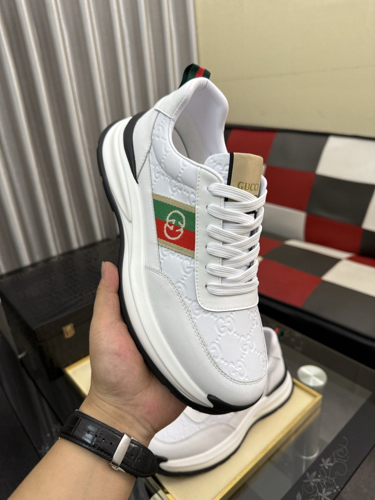 Gucci Green and Red Stripe Low-Top Sneakers — side