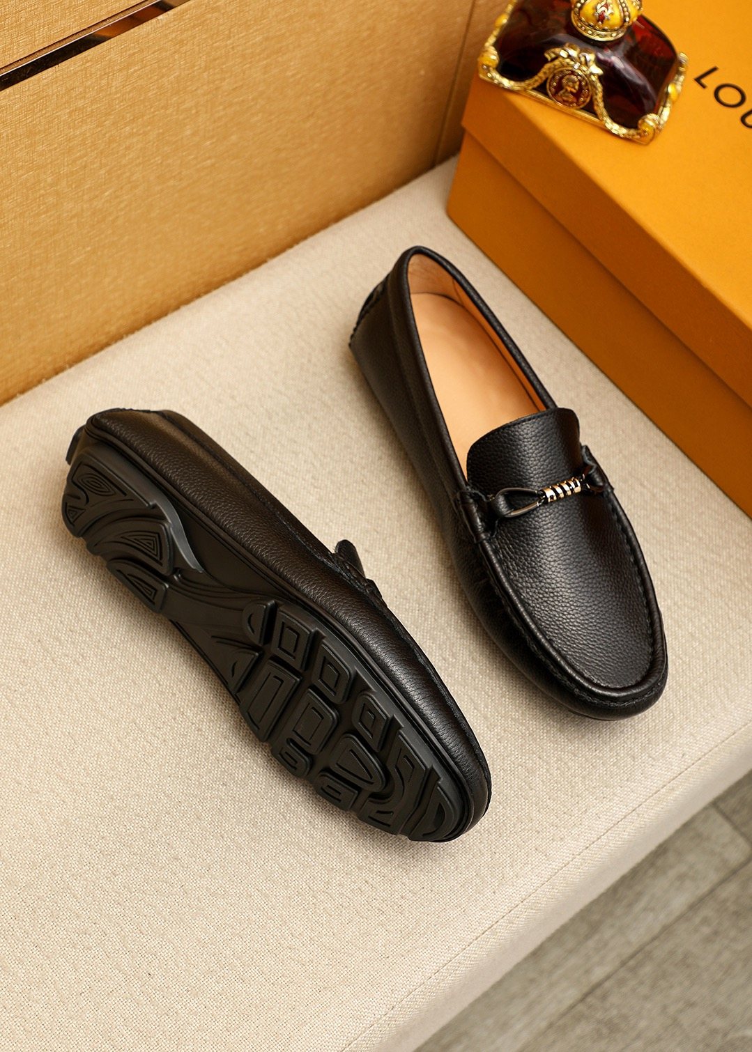 Louis Vuitton Pebble-Grain Bit Loafers — front