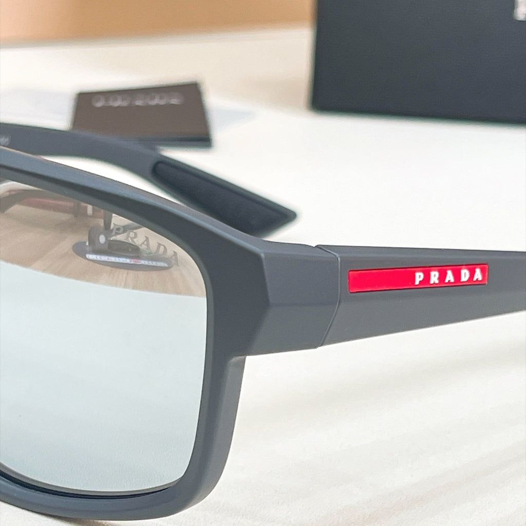 Prada Sunglasses – SPR B02