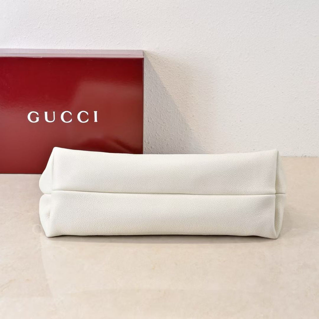Gucci Softbit Large Shoulder Bag – 837466