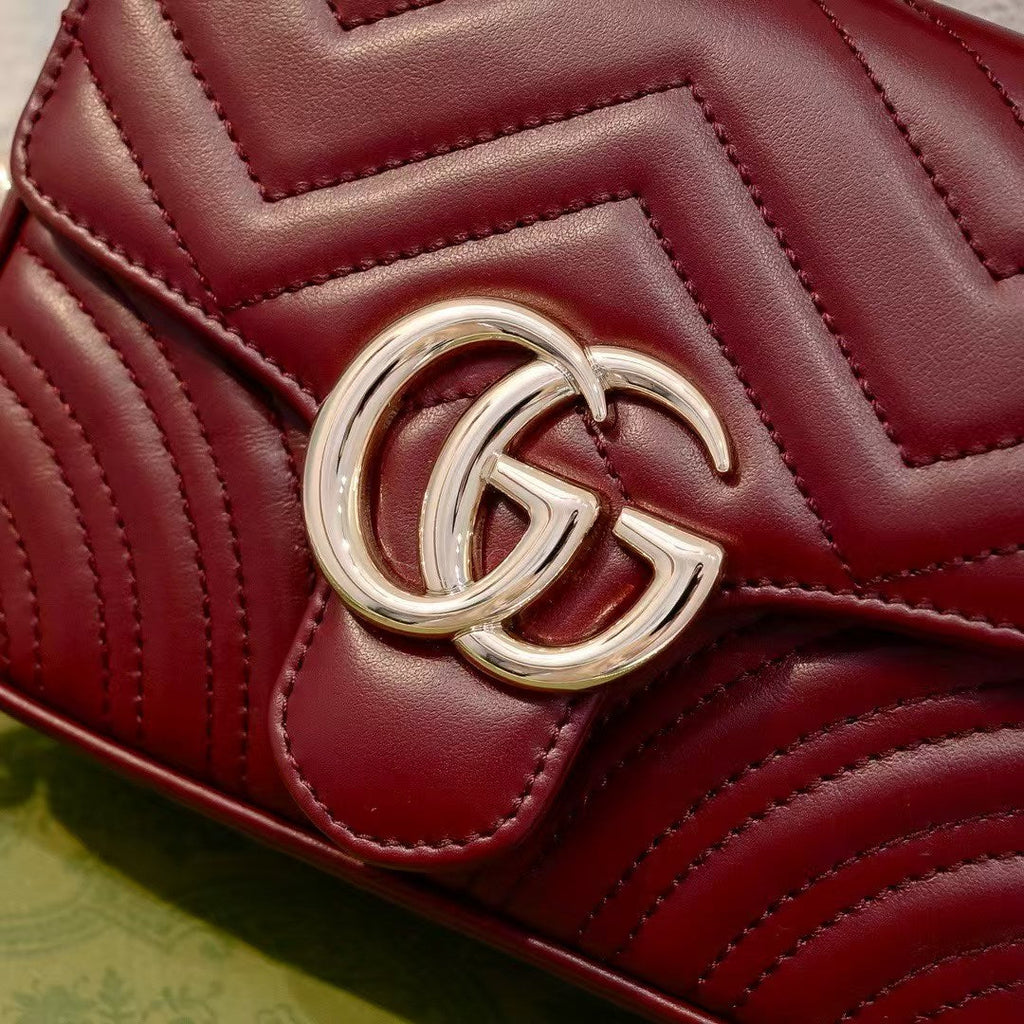 Gucci GG Marmont Mini Top Handle Bag – 811238