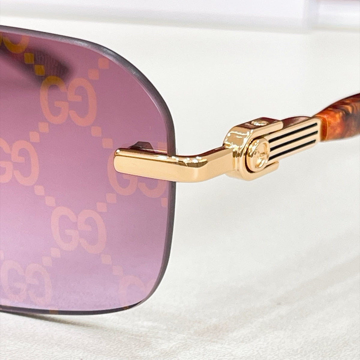 Gucci Sunglasses – GG1221S