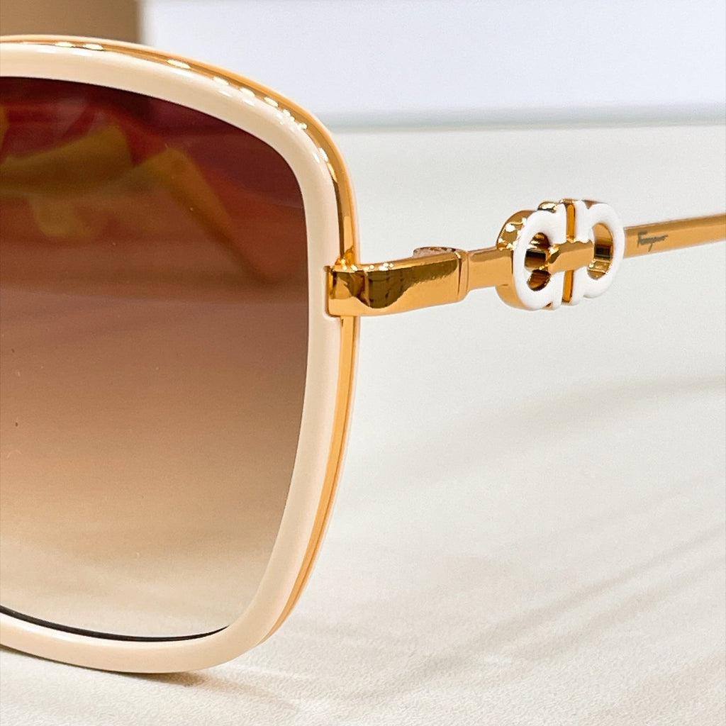 Salvatore Ferragamo Sunglasses – SF1470L